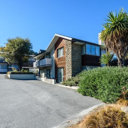 Queenstown Motel Apartments (Adults Only) Екстер'єр фото