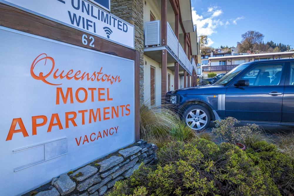 Queenstown Motel Apartments (Adults Only) Екстер'єр фото
