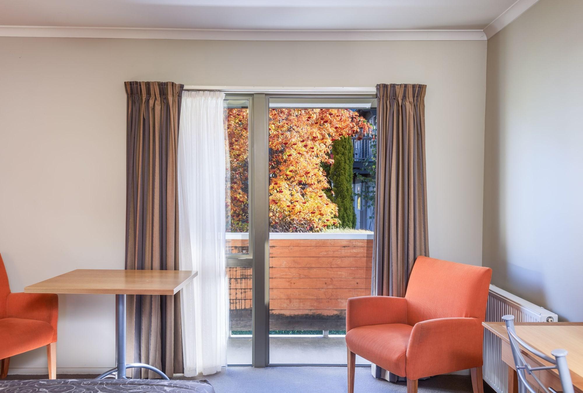 Queenstown Motel Apartments (Adults Only) Екстер'єр фото