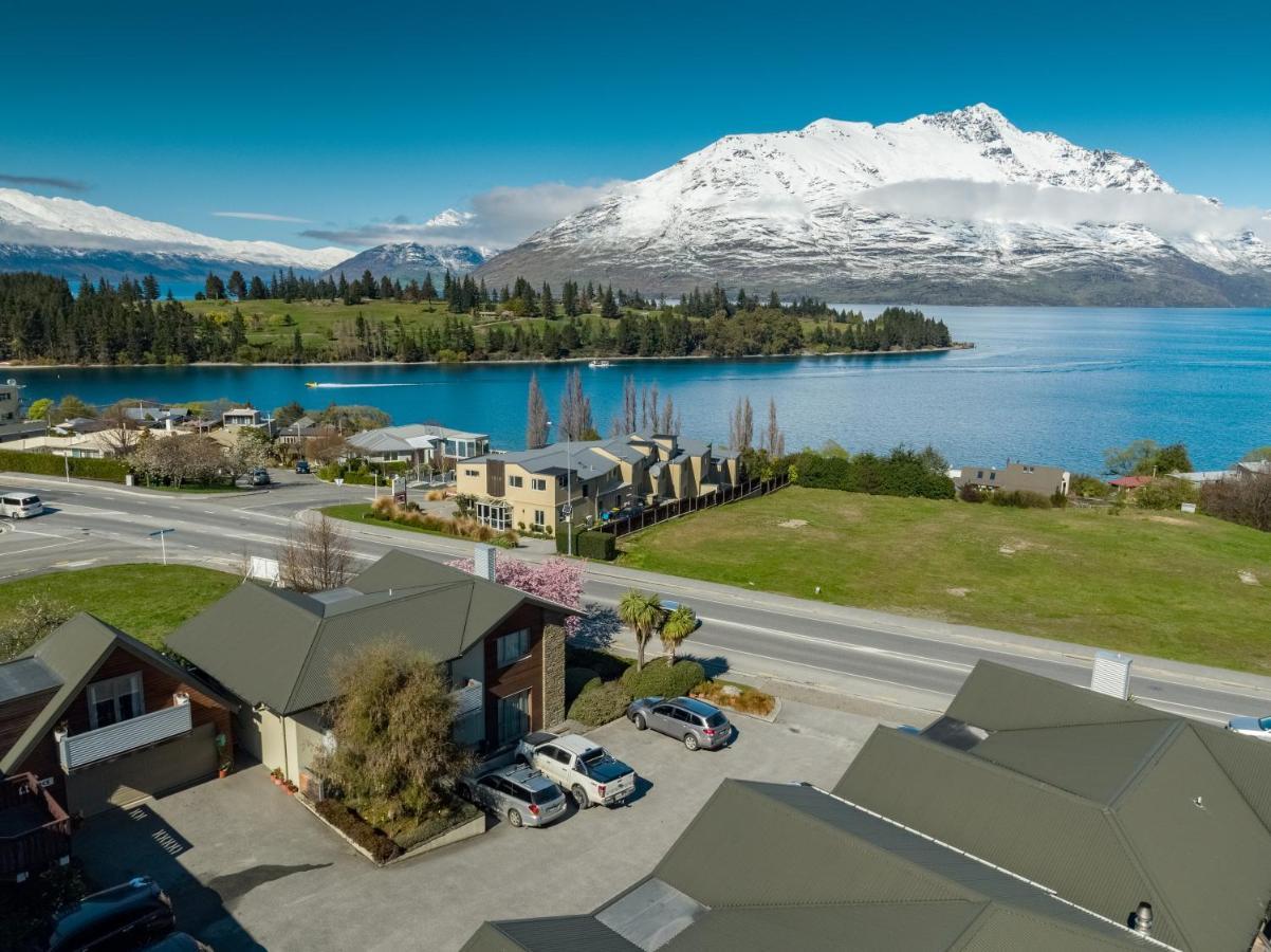 Queenstown Motel Apartments (Adults Only) Екстер'єр фото